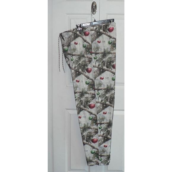 Megellan Outdoors Men's Plus Size Holiday Lounge Pants in Mossy Oak Tree 3XL $20 - Picture 1 of 4